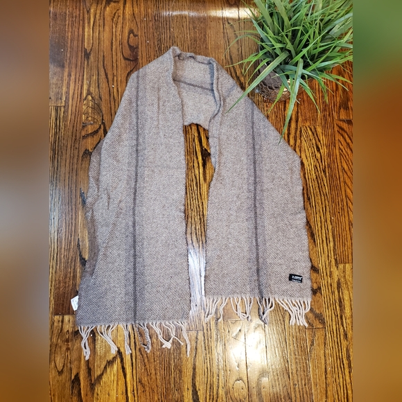 Il Moro Firenze Unisex Scarf Tan Made In Italy 50% Cashmere 50% wool - Picture 2 of 6